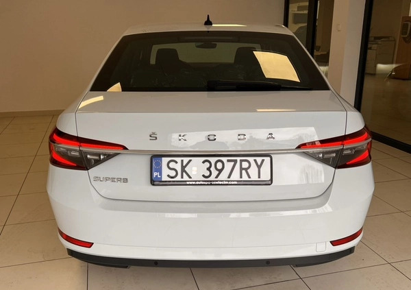 Skoda Superb cena 89900 przebieg: 137926, rok produkcji 2019 z Jastrzębie-Zdrój małe 277